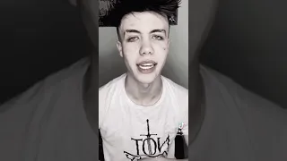 تيك توك حمو ايهاب يبكي ويشتم ابوه مش عايز اعرفك بعد مطلق امه 