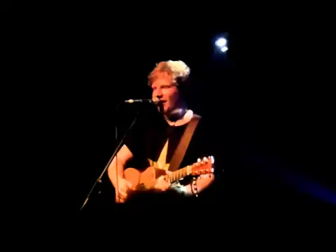 Download MP3 Ed Sheeran - Hallelujah - Live at Reeperbahn Festival 2011