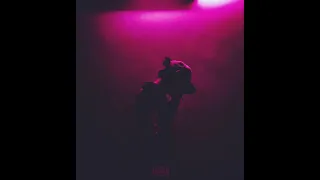                                    مروان بابلو الغلاف و أوزوريس دندنها