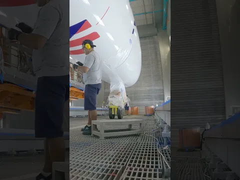 LATAM’s first E195-E2 went through our state-of-the-art paint shop