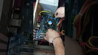 7حلول للكمبيوتر شغال والشاشة مش شغالة 