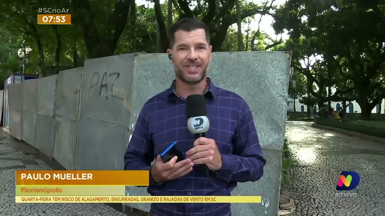 Confira as alterações no trânsito de Florianópolis na noite do bloco 'Enterro da Tristeza'