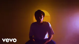 Isaac Dunbar Intimate Moments Visualizer 