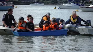 funNstuff Wilsonians Junior week 2015 Children, cadets learning to sail RYA