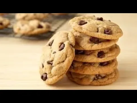 COMO FAZER COOKIES COM GOTAS DE CHOCOLATE RECEITA FÁCIL