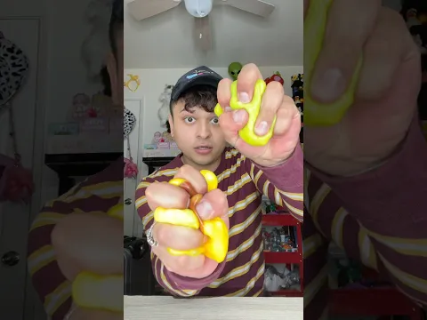 Crunchy Squishy ASMR! 🍮🥭 #crunchyasmr #squishy #satisfying