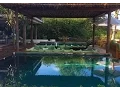 Download Lagu This resort costs up to $12,000 a night | CNBC International