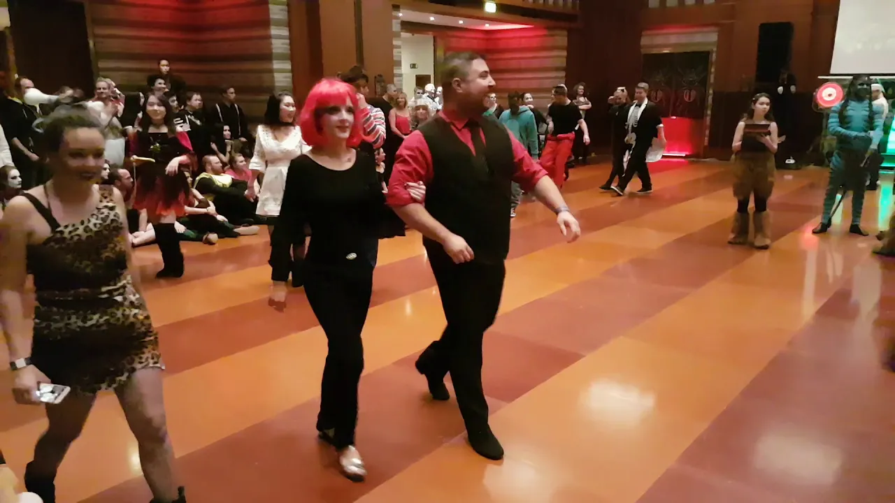 LIVE Warsaw Halloween Swing 2018 - Strictly Novice Finals