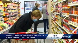 Fareway debuts small town grocery concept