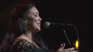 Mai Farouk El Atlal مي فاروق الاطلال من حفل باريس 