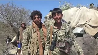 كاميرا مصور حوثي تكشف استغلال الانقلابيين للأطفال اليمنيين في القتال 