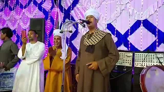 الشجرة الضخمة تعطي ظلا أكثر مما تعطي ثمرا  الشجرة الضخمة تعطي ظلا أكثر مما تعطي ثمرا