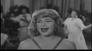 هدي سلطان ياعزيز عيني دندنها