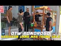 NENG PONOROGO KASIHKAN UANG MAS TRUNO LELE