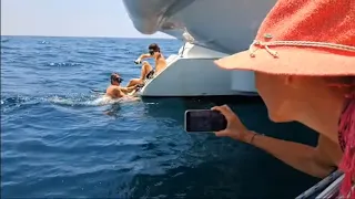 Day 4 Sh*t happens! removing rope from propellor