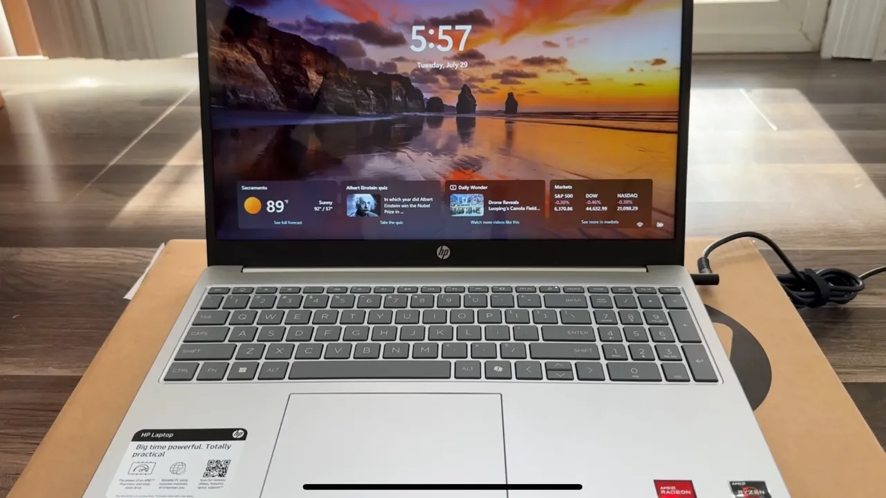 HP 15-fc0146dx Laptop, 15.6" FHD Touch Display, AMD Ryzen 5 7520U, 8GB RAM, 512GB SSD, AMD Radeon Graphics, English Keyboard, Windows 11 Home English Natural Silver