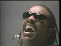 Stevie Wonder with a dancer - Part-Time Lover (1985)
