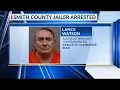 Smith County jailer arrested for sneaking contraband in hamburger buns