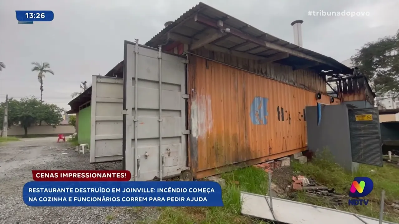 Cenas chocantes: incêndio consome estrutura e deixa rastro de destruição