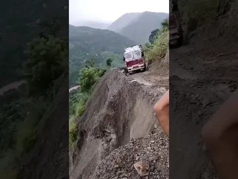 😱 1 करोड़ मिलें तब भी ये रोड नहीं चलाऊँगा! 🚛💀 #shorts