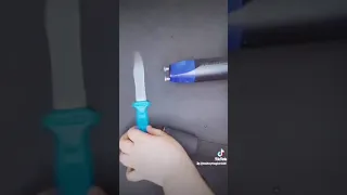 اول اختراع لية من صاعق ناموس الي صاعق كهرباء للدفاع عن النفس 