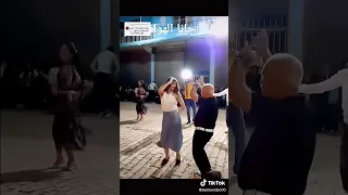 أجمل رقص ثنائي على أنغام جانا الهوا 