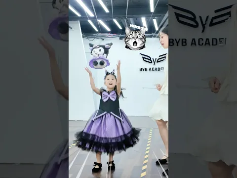 Which young model poses the cutest? #bybacademy #thanhhuyennguyen #daotaonguoimau #5g