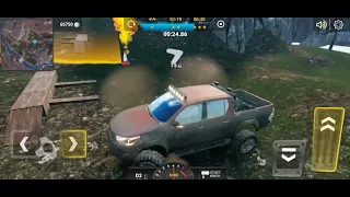 Very realistic 4x4 Mountain game
