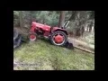 McCormick d-322 Baume Bergauf ziehen