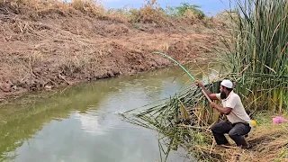 🎣CAUGHT MY FIRST ROHU !INCREDIBLE CATCH ON SINGLE HOOK FLOAT !THERE TYPES OF FISHES VILLAGE STREAM 