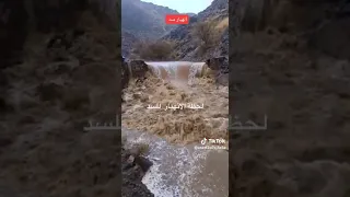 شاهد لحظة انهيار السد المسئول عن غرق درنة في ليبيا مرعب 