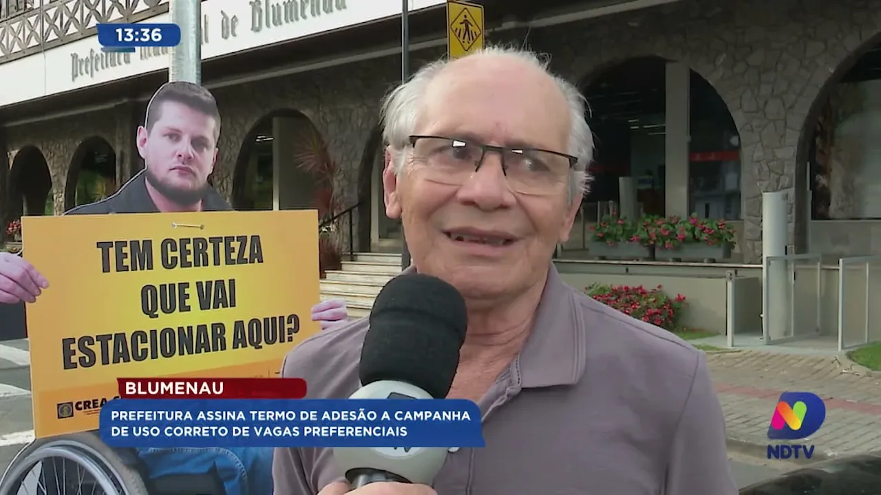 Prefeitura assina termo de adesão a campanha de uso correto de vagas preferenciais em Blumenau