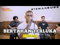 Download Lagu BERTAHAN TERLUKA - Fabio ft. Fivein #LetsJamWithJames