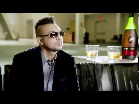 Download MP3 Sean Paul - She Doesn't Mind (Official Video)