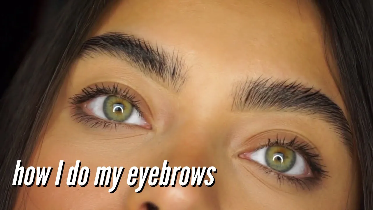 Product I Use : - Wardah Sunscreen Gel SPF 30 - Johnson's Baby Powder - Maybelline Great Lash Clear . 