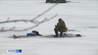 В Омске проверят места, где выход на лёд может быть опасным