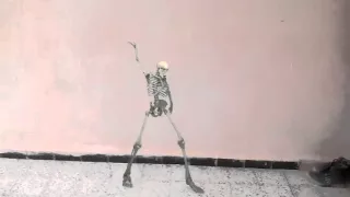 رقص زومبي دندنها