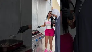 حد يفهمهم ان الساحل مش بالشورت دندنها