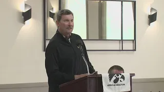 Iowa basketball color commentator offers his take on the upcoming season