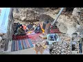 Lagu 🏔️ Mountain Cave Living: Rebuilding a Cave and Building a Cozy Shelter 🐑 for Sheep