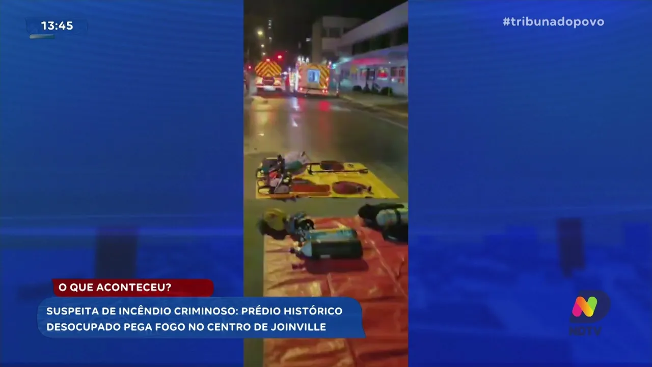 Destruição no centro de Joinville: prédio histórico atacado por incêndio