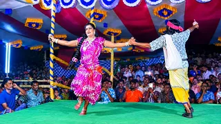 দেখুন দাদার সাথে কি মজাটাই না করলো জ্যোতি । বধু সেঁজে থাকবো ঘরে হবে মোলাকাত।