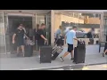 Download Lagu Marlaska humilla al Rey: diez policías de la seguridad en Mallorca, expulsados por no pagar hotel