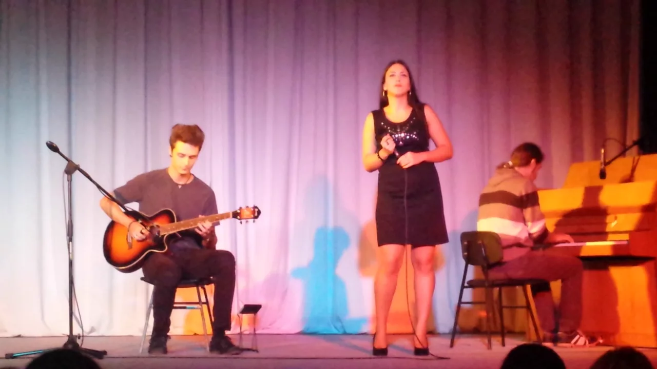 Dejana Hršum - Ima Jedan Svijet -Stijene (cover)