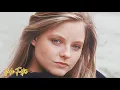 Jodie Foster s Bikini Photos Are a Feast for Your Eyeballs