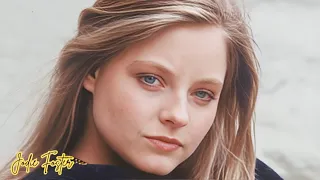 Jodie Foster s Bikini Photos Are a Feast for Your Eyeballs