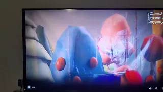 Série Perdidos na piscina - Still tela de TV