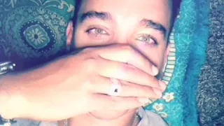 شوفي بنتك مدارت فيا 