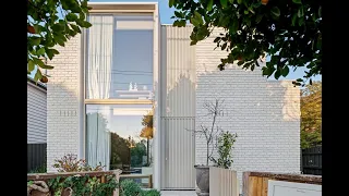 https://i.ytimg.com/vi_webp/TAs-aeJ8vKY/mqdefault.webp
