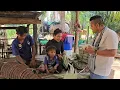 Download Lagu ទឹកចិត្តម្តាយ គ្មានលុយទិញចំណី អោយកូនសុខចិត្តរត់ពួន